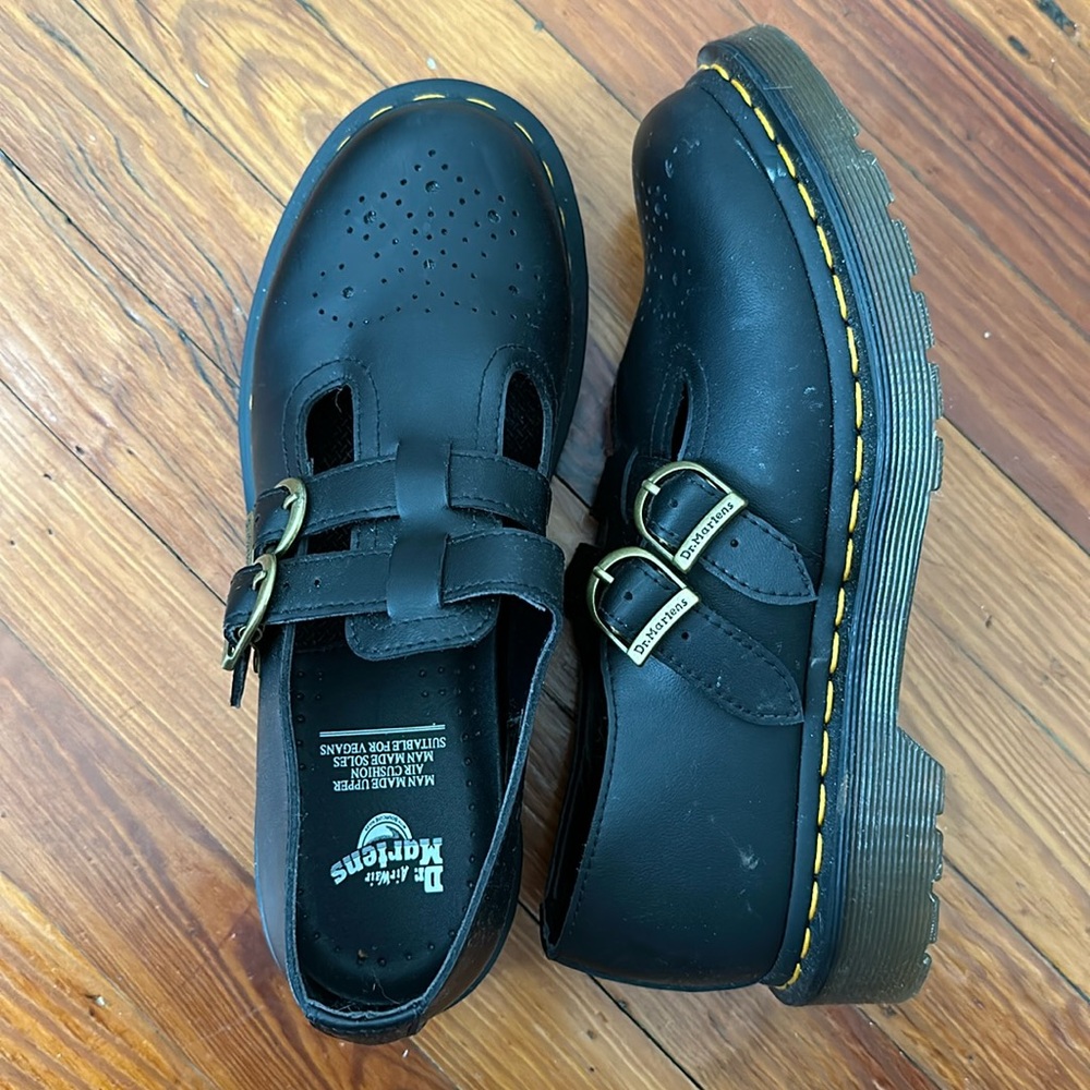 DR. MARTENS MARY JANE